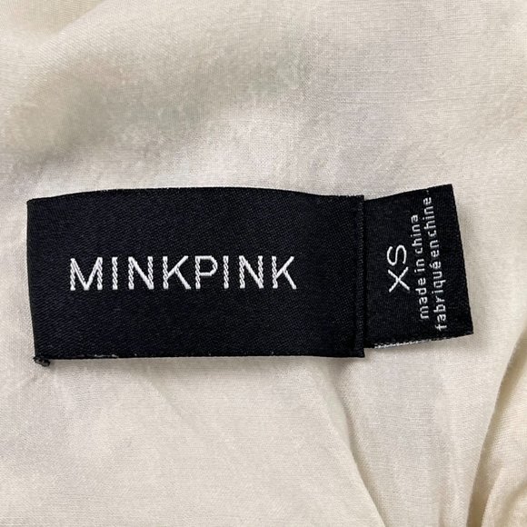 MinkPink Cream Floral Boho Ruffle Flutter Sleeve Tie Back Feminine Romper Sz XS - Picture 10 of 11